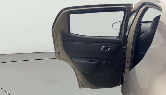 2019 Renault Kwid RXT 1.0 (O), Petrol, Manual, 14,588 km, LHS Rear Door