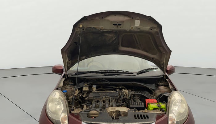 2014 Honda Amaze 1.2L I-VTEC S, Petrol, Manual, 1,36,754 km, Open Bonet