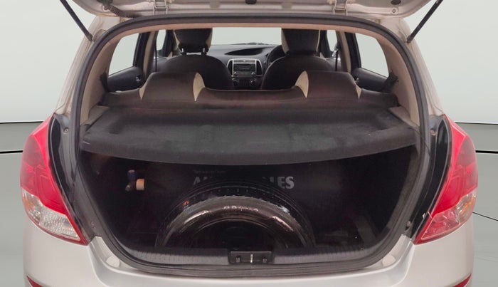 2013 Hyundai i20 MAGNA (O) 1.2, CNG, Manual, 81,185 km, Boot Open Zoomed View