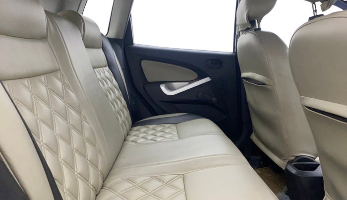 2014 Ford Figo TITANIUM 1.4 DIESEL, Diesel, Manual, 86,337 km, Right Side Rear Door Cabin