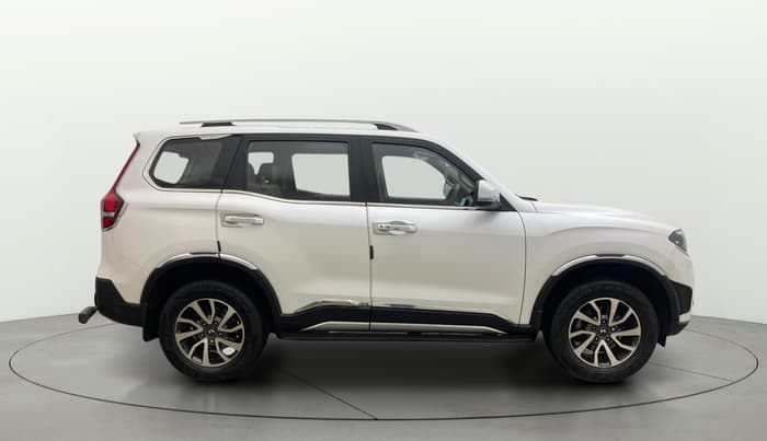2023 Mahindra SCORPIO-N Z8 L PETROL AT 7 STR, Petrol, Automatic, 64,601 km, Right Side View