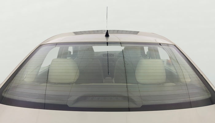 2012 Volkswagen Vento HIGHLINE DIESEL 1.6, Diesel, Manual, 1,31,890 km, Rear Windshield