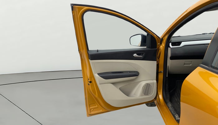 2024 Renault TRIBER RXZ AMT, Petrol, Automatic, 3,817 km, LHS Front Door