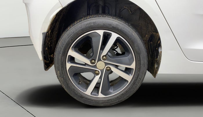 2021 Tata ALTROZ XZ PETROL, Petrol, Manual, 38,054 km, Right Rear Wheel