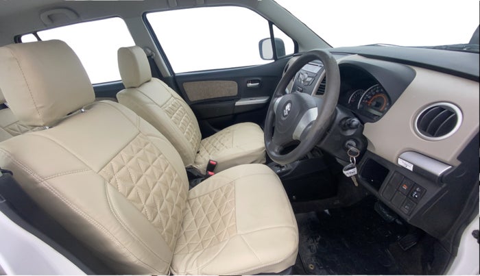 2016 Maruti Wagon R 1.0 VXI (O) AMT, Petrol, Automatic, 36,236 km, Right Side Front Door Cabin
