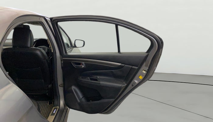 2016 Maruti Ciaz ZXI+ RS, Petrol, Manual, 76,161 km, RHS Rear Door