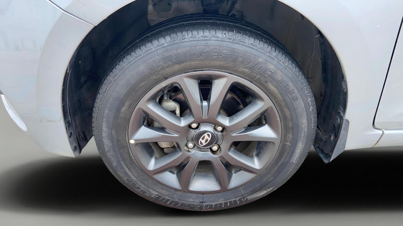 2019 Hyundai Elite i20 SPORTZ PLUS 1.2, Petrol, Manual, 35,759 km, Left Front Wheel