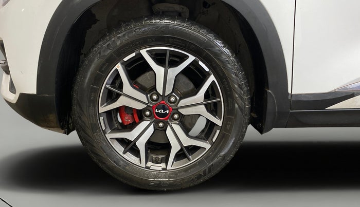 2022 KIA SELTOS GTX PLUS DCT 1.4 PETROL, Petrol, Automatic, 40,060 km, Left Front Wheel