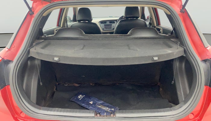 2018 Hyundai Elite i20 ASTA 1.2, Petrol, Manual, 1,20,633 km, Boot Open Zoomed View