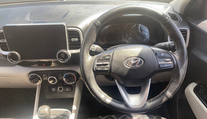 2023 Hyundai VENUE S 1.2, Petrol, Manual, 27,658 km, Steering Wheel Close Up