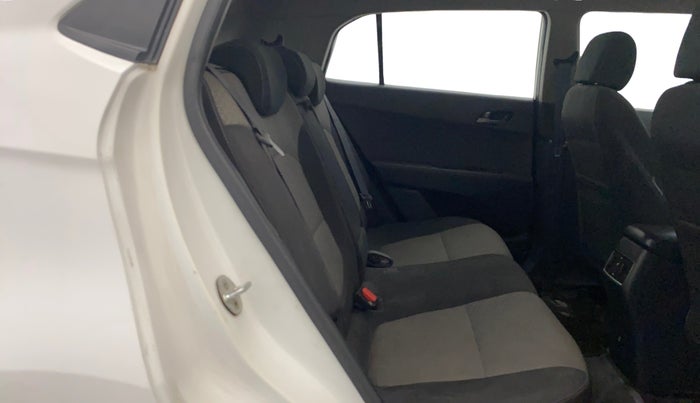 2015 Hyundai Creta SX PLUS AT 1.6 DIESEL, Diesel, Automatic, 86,031 km, Right Side Rear Door Cabin