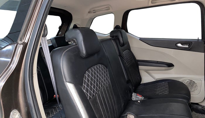 2021 Renault TRIBER RXZ, Petrol, Manual, 32,773 km, Right Side Rear Door Cabin