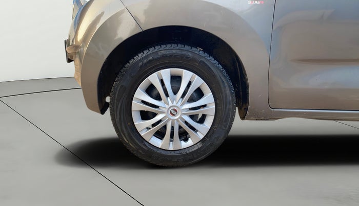 2017 Datsun Redi Go T (O), Petrol, Manual, 55,449 km, Left Front Wheel