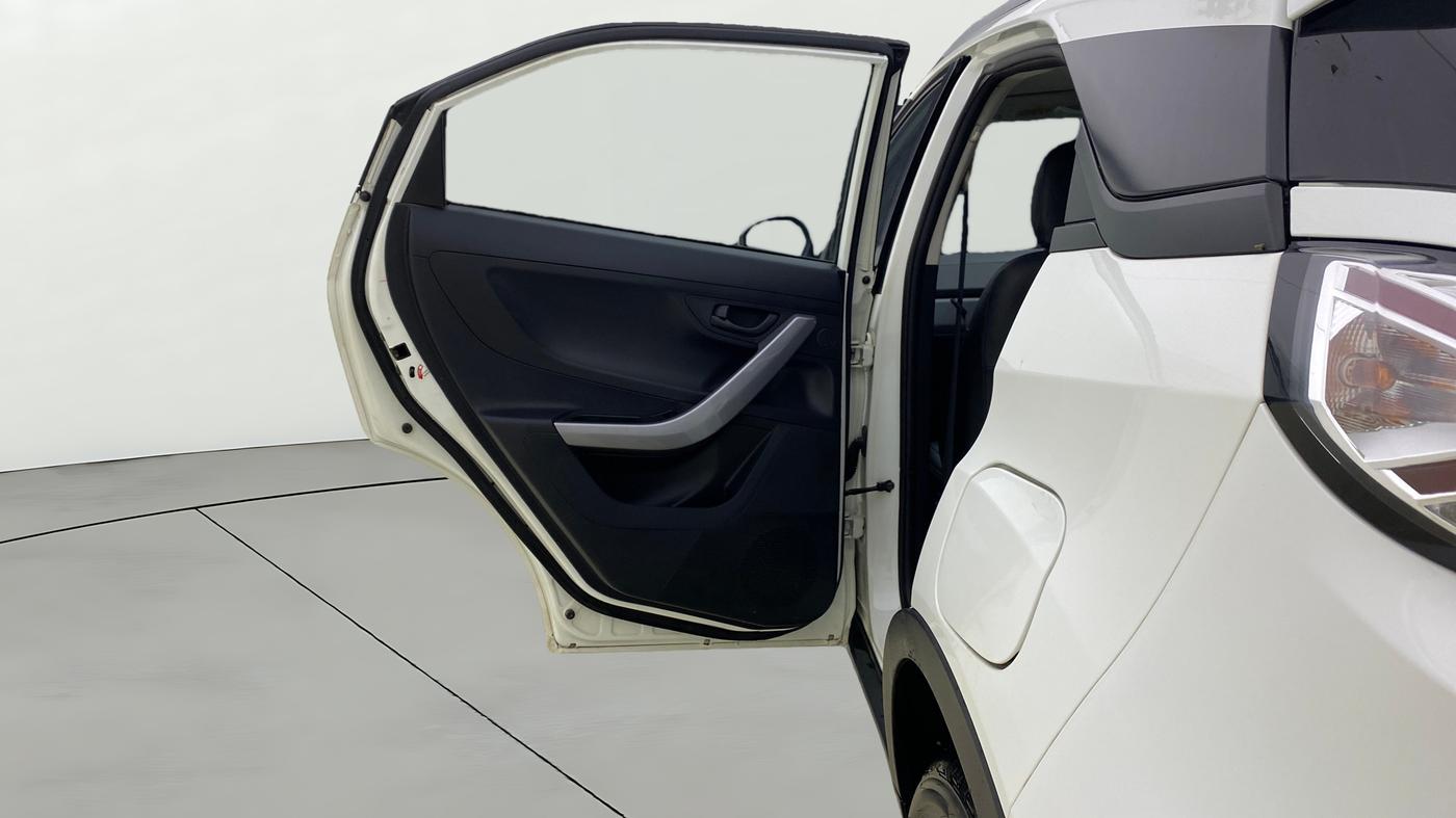 2022 Tata NEXON XMA SUNROOF PETROL, Petrol, Automatic, 14,378 km, LHS Rear Door