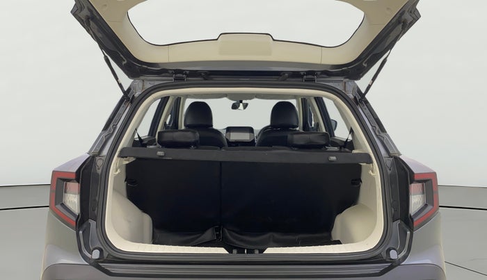 2024 Mahindra XUV 3XO MX1 1.2 L TCMPFi, Petrol, Manual, 6,906 km, Boot Open Zoomed View