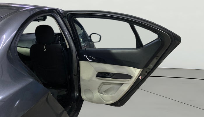 2022 Tata TIGOR XZ PLUS CNG, CNG, Manual, 32,505 km, RHS Rear Door