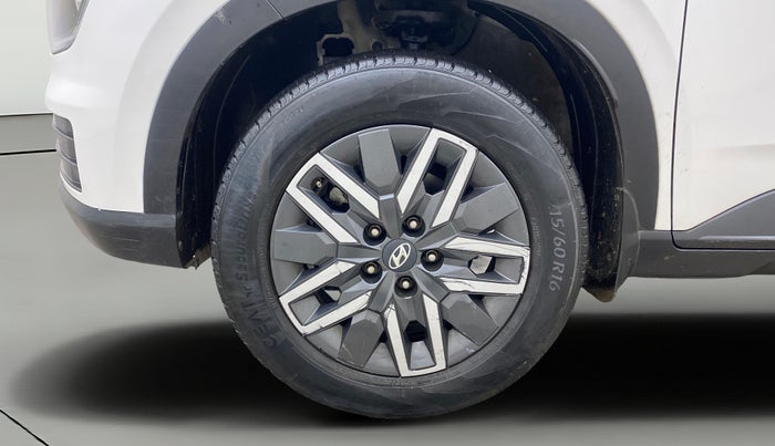 2022 Hyundai VENUE S (O) 1.0 Turbo Petrol DCT, Petrol, Automatic, 20,476 km, Left Front Wheel