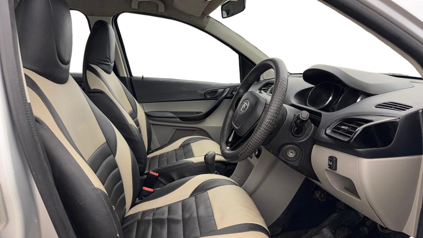 2019 Tata Tiago XT PETROL, CNG, Manual, 89,491 km, Right Side Front Door Cabin