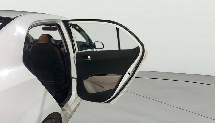 2015 Hyundai Xcent S 1.2, Petrol, Manual, 57,684 km, RHS Rear Door