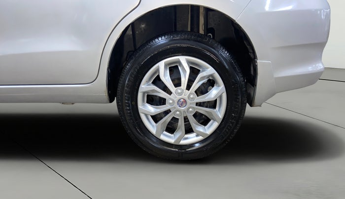 2016 Maruti Ertiga VDI SHVS, Diesel, Manual, 67,304 km, Left Rear Wheel