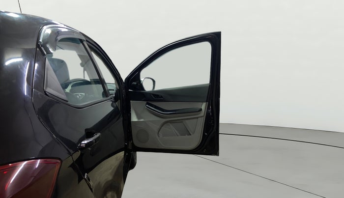 2023 Tata Tiago XT CNG, CNG, Manual, 52,481 km, RHS Front Door