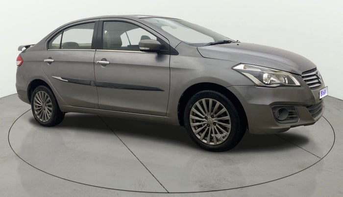 2017 Maruti Ciaz ALPHA  AT 1.4  PETROL, Petrol, Automatic, 1,24,625 km, Right Front Diagonal