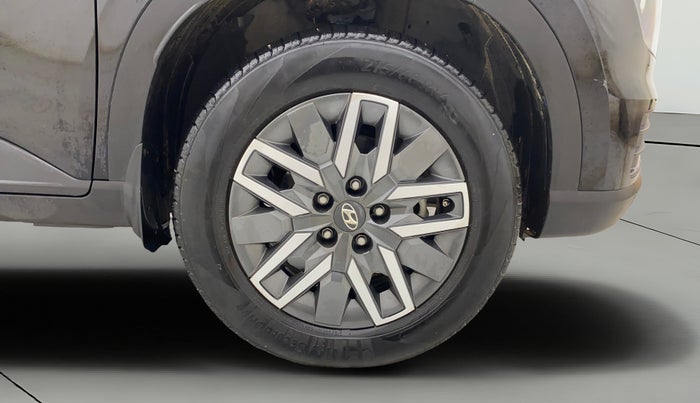 2024 Hyundai VENUE SX (O) 1.0 TURBO DCT DUAL TONE, Petrol, Automatic, 16,890 km, Right Front Wheel