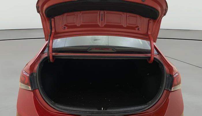 2019 Hyundai Verna 1.6 VTVT SX + AT, Petrol, Automatic, 62,731 km, Boot Open Zoomed View