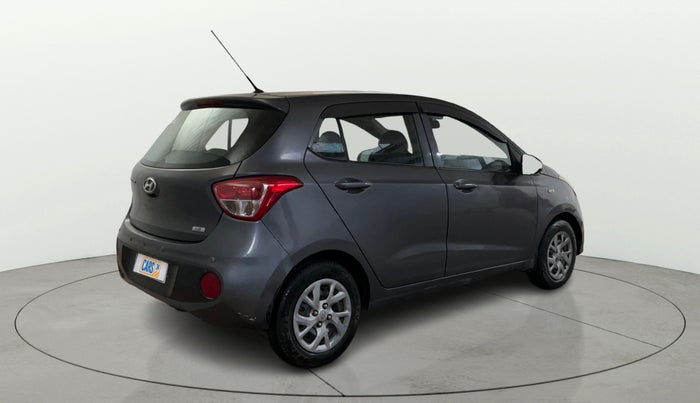 2017 Hyundai Grand i10 MAGNA 1.2 KAPPA VTVT, Petrol, Manual, 87,981 km, Right Back Diagonal