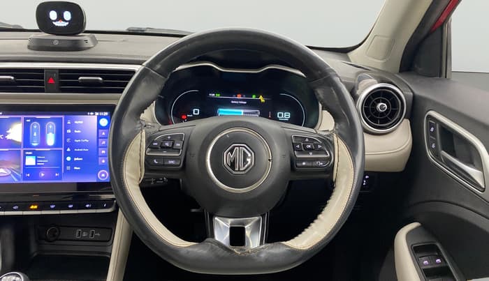 2022 MG ASTOR SMART EX 1.5 MT, Petrol, Manual, 45,678 km, Steering Wheel Close Up