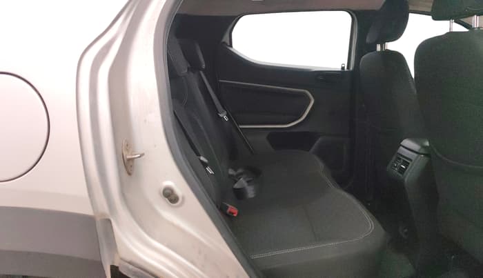 2021 Renault Kiger RXZ AMT, Petrol, Automatic, 26,027 km, Right Side Rear Door Cabin