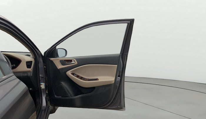 2016 Hyundai Elite i20 MAGNA 1.2, Petrol, Manual, 27,155 km, RHS Front Door