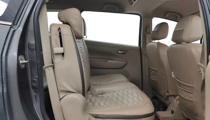 2018 Maruti Ertiga VXI AT, Petrol, Automatic, 49,298 km, Right Side Rear Door Cabin