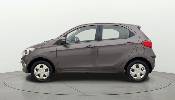 2016 Tata Tiago XZ PETROL, Petrol, Manual, 31,225 km, Left Side