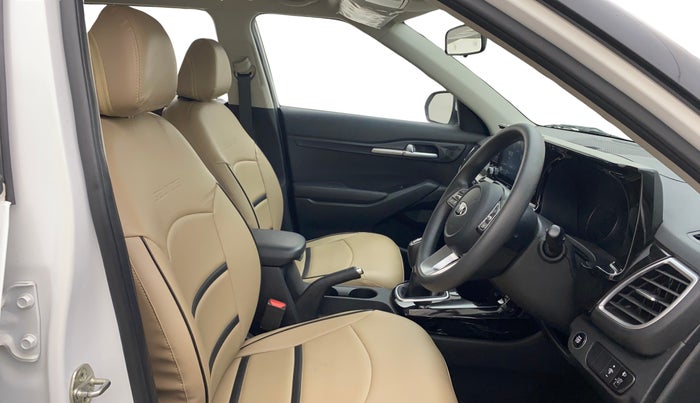 2020 KIA SELTOS HTK PLUS 1.5, Petrol, Manual, 23,014 km, Right Side Front Door Cabin