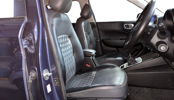 2020 Hyundai VENUE S+ 1.2, Petrol, Manual, 20,005 km, Right Side Front Door Cabin