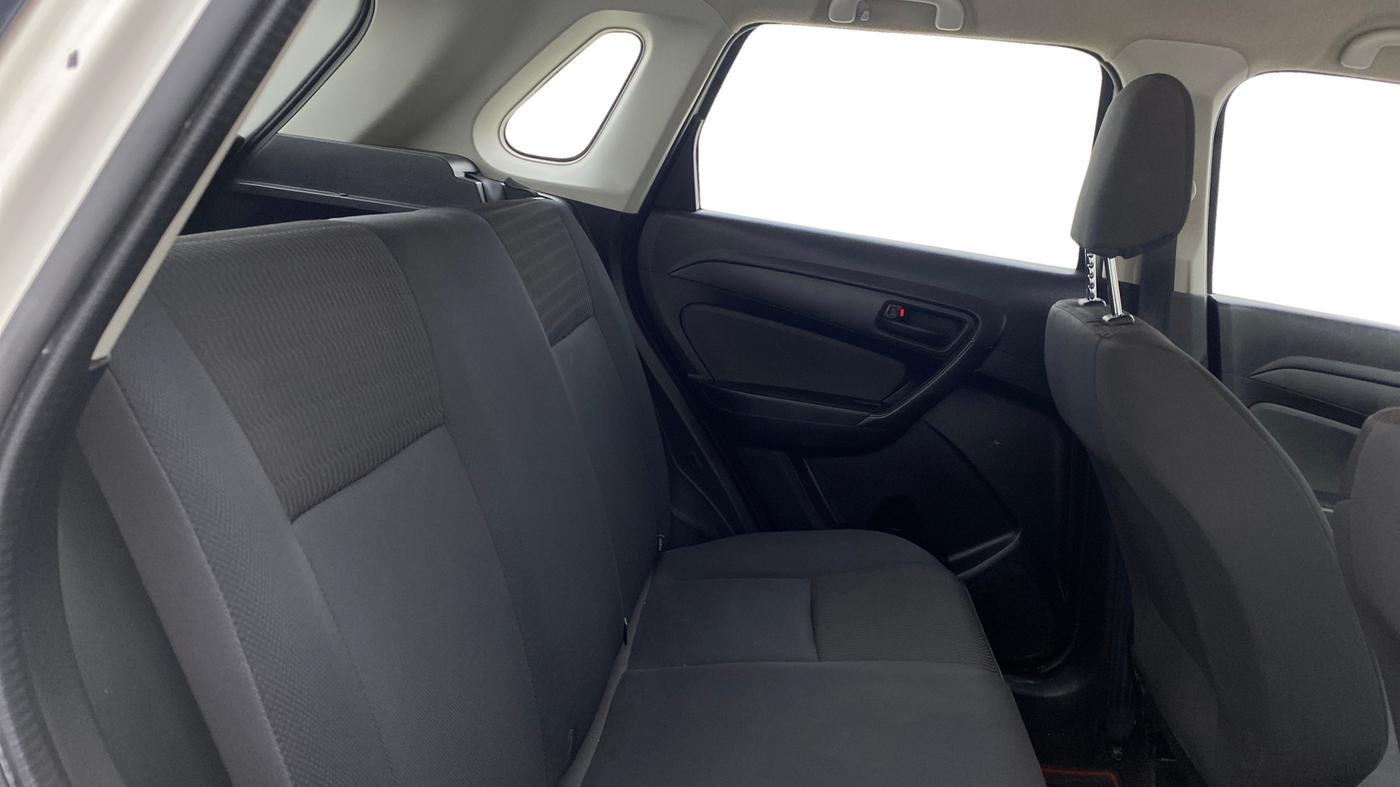 2021 Maruti Vitara Brezza LXI, Petrol, Manual, 26,929 km, Right Side Rear Door Cabin