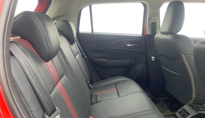 2025 Maruti Swift ZXi Plus Dual Tone AMT, Petrol, Automatic, 5,654 km, Right Side Rear Door Cabin