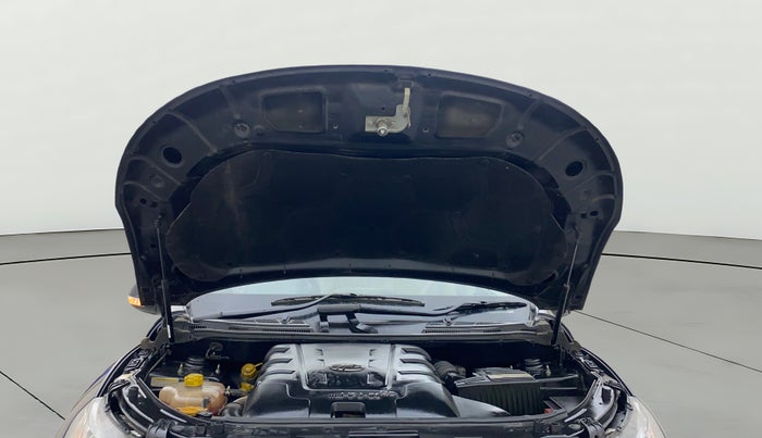 2017 Mahindra XUV500 W10, Diesel, Manual, 65,122 km, Open Bonet