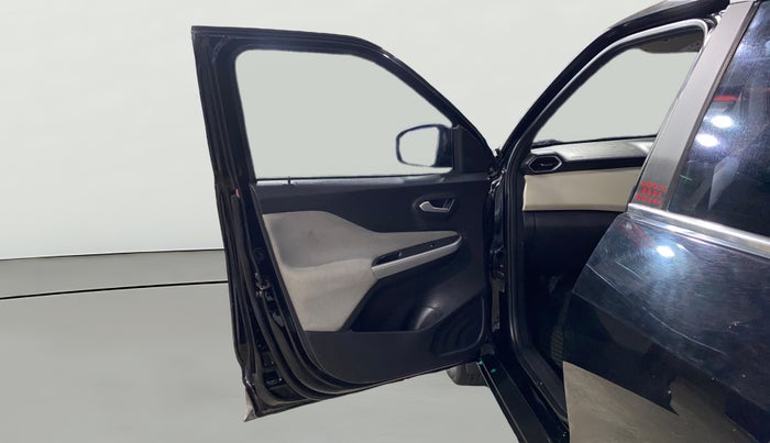 2022 Nissan MAGNITE XV MT, Petrol, Manual, 50,642 km, LHS Front Door