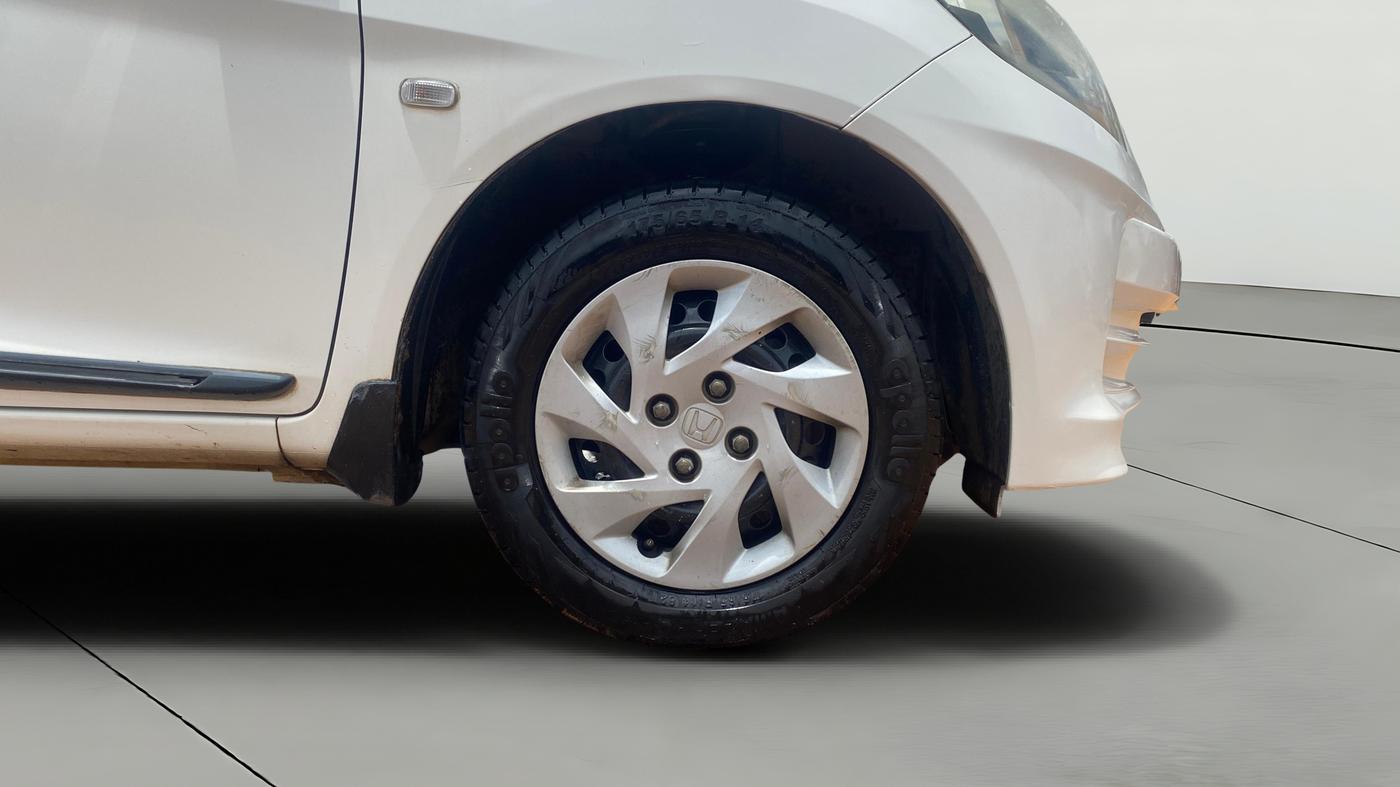 2014 Honda Amaze 1.5L I-DTEC S, Diesel, Manual, 73,191 km, Right Front Wheel