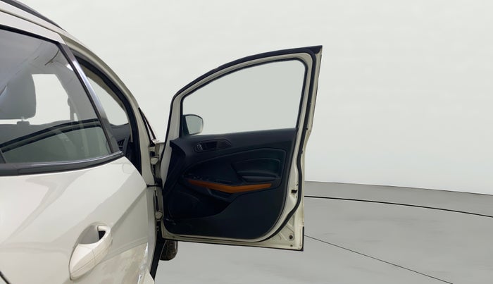 2019 Ford Ecosport TITANIUM 1.5L SPORTS(SUNROOF) DIESEL, Diesel, Manual, 1,03,640 km, RHS Front Door