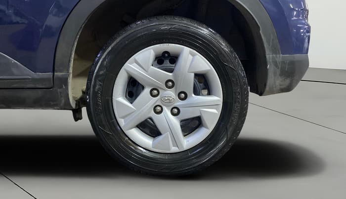 2020 Hyundai VENUE S 1.2, Petrol, Manual, 66,877 km, Left Rear Wheel