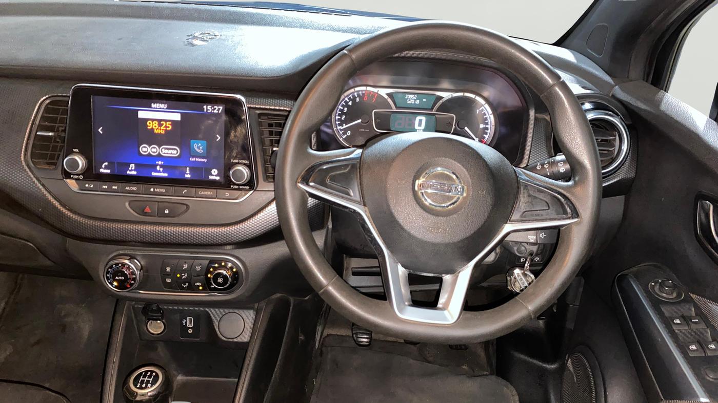 2019 Nissan Kicks XV 1.5, Petrol, Manual, 33,802 km, Steering Wheel Close Up