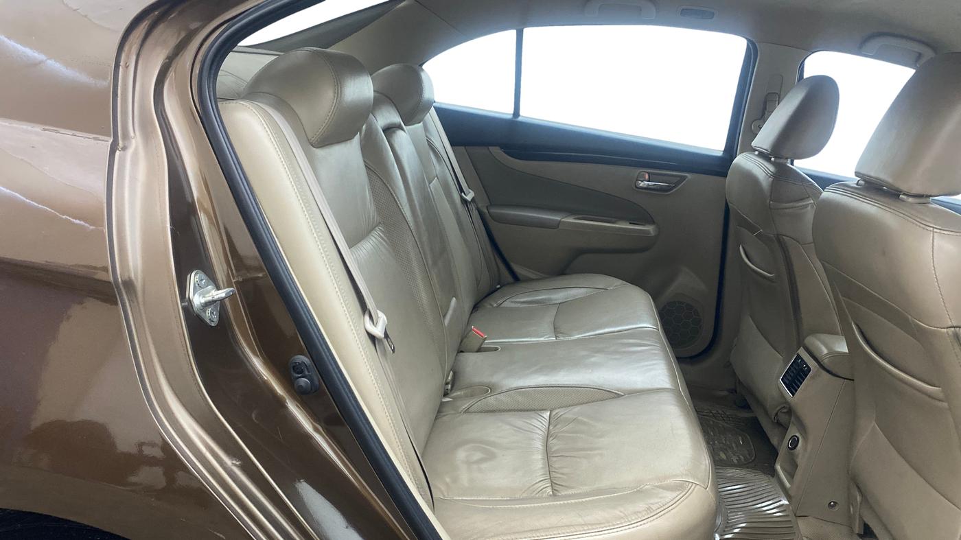 2017 Maruti Ciaz ZDI+ SHVS, Diesel, Manual, 1,04,344 km, Right Side Rear Door Cabin