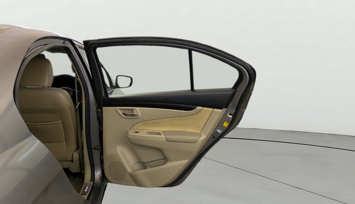 2016 Maruti Ciaz ZXI, Petrol, Manual, 99,587 km, RHS Rear Door