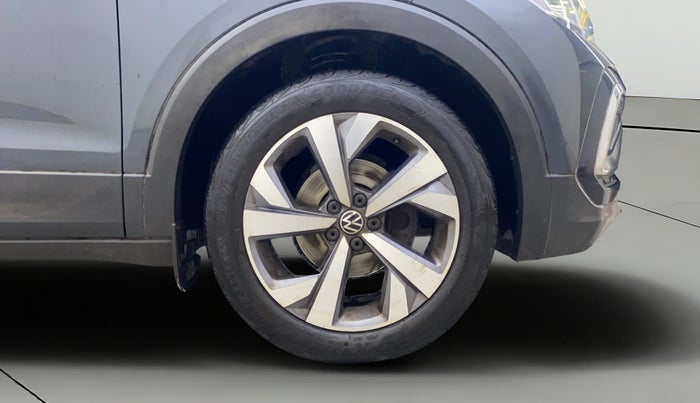 2022 Volkswagen TAIGUN TOPLINE 1.0 TSI MT, Petrol, Manual, 43,385 km, Right Front Wheel
