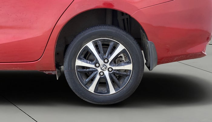 2019 Toyota YARIS V MT, Petrol, Manual, 30,300 km, Left Rear Wheel