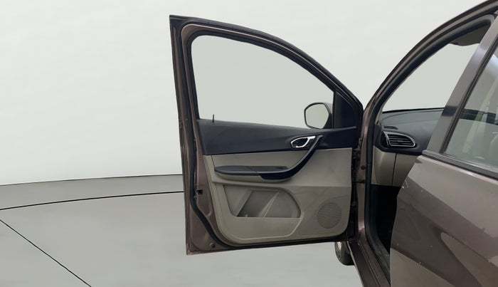 2018 Tata Tiago XZ PETROL, Petrol, Manual, 75,228 km, LHS Front Door