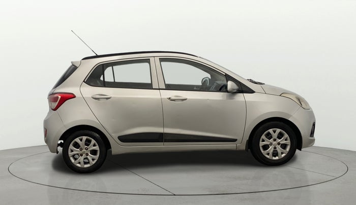 2015 Hyundai Grand i10 SPORTZ 1.2 KAPPA VTVT, CNG, Manual, 1,23,429 km, Right Side View